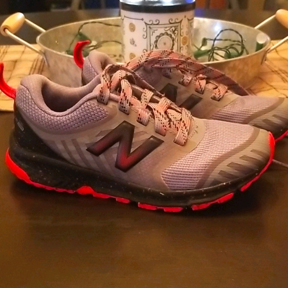 New balance boys shoes